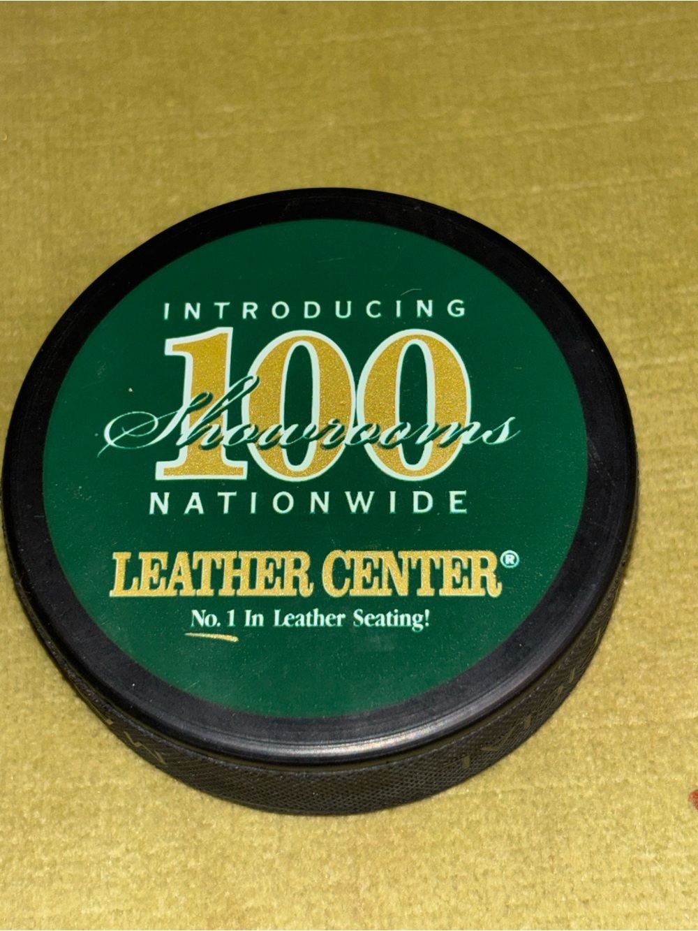 2000 DALLAS STARS 100 CONSECUTIVE SELL OUT PUCK NHL LEATHER CENTER SPONSOR